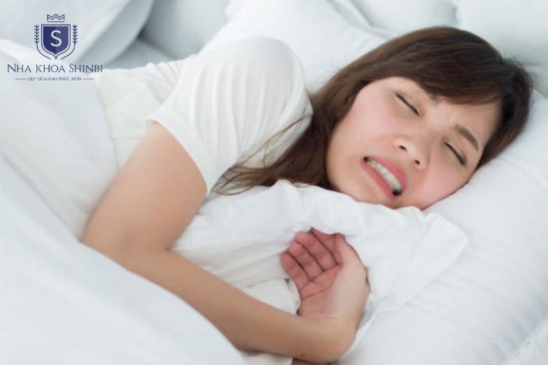 Cấy implant cần bác sĩ chuyên sâu để đảm bảo an toàn và hạn chế biến chứng phẫu thuật