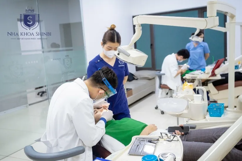 Lưu ý khi chọn nha khoa trước khi dán sứ Veneer Lưu ý khi chọn nha khoa trước khi dán sứ Veneer