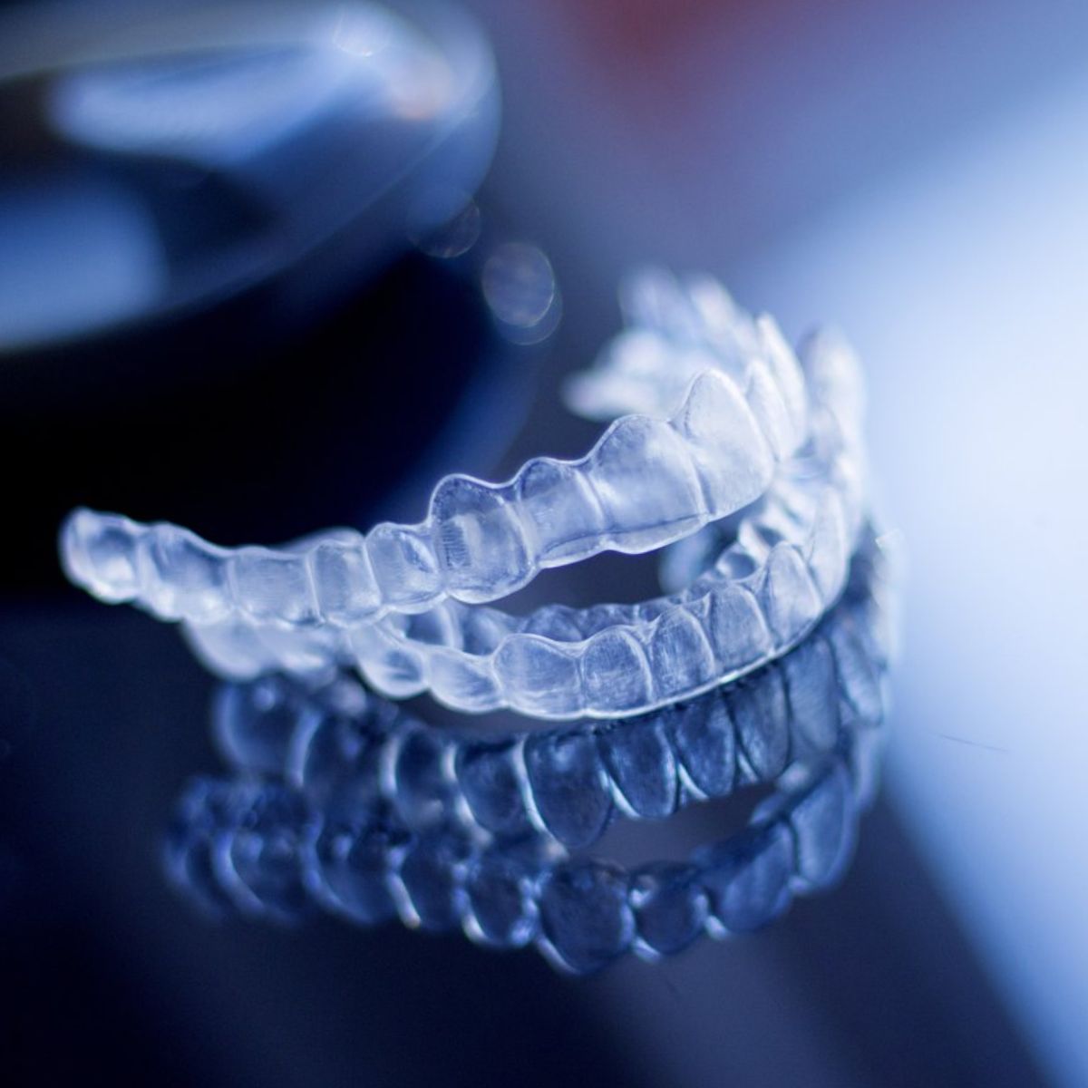 Niềng trong suốt Invisalign Lite hai hàm