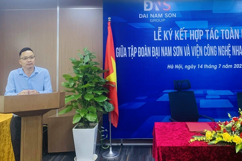 bác sĩ Hòa phát biểu