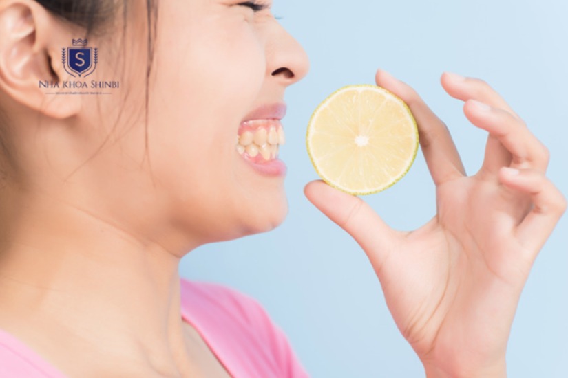 Tránh các thực phẩm gây mòn men răng
