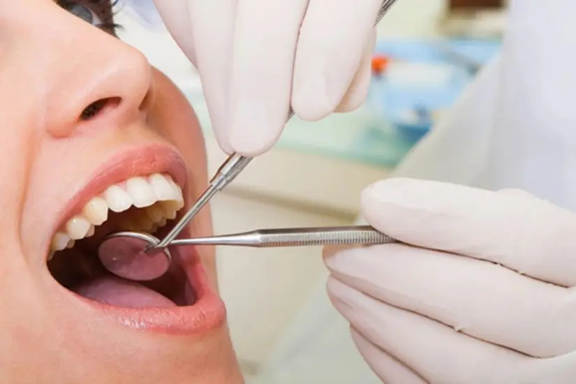 Người loãng xương nên nhổ răng ở phòng khám nha khoa nào