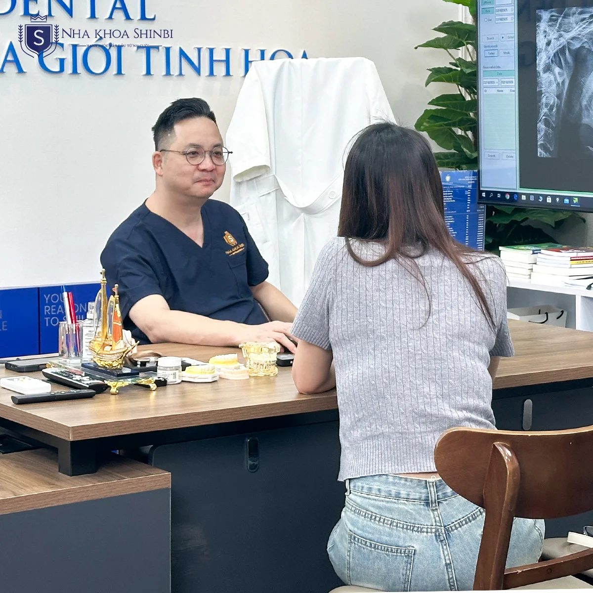 Yếu tố nào làm thay đổi chi phí niềng răng? (7 yếu tố quan trọng)