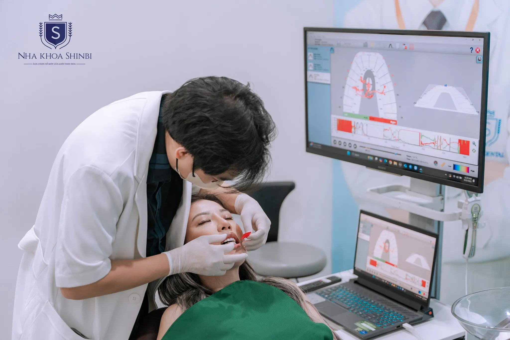 Đặt lịch làm răng sứ – Điều trị răng dịp Tết tại Nha Khoa Shinbi