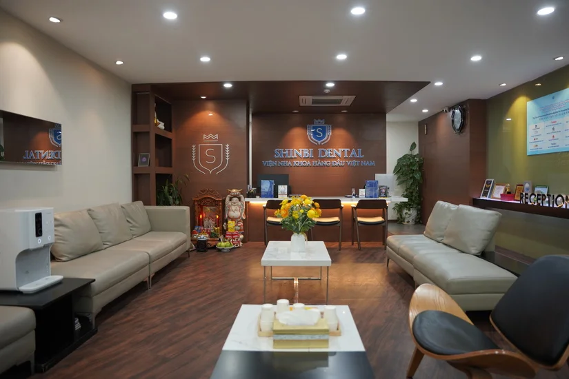 Phòng khám răng hàm mặt uy tín khu vực Bà Triệu - Trần Quốc Toản