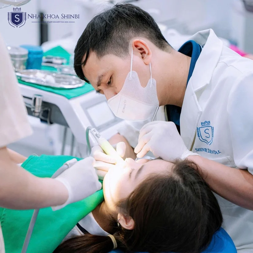 Tìm phòng khám nha khoa cao cấp gần Ngân hàng/Đại sứ quán phố Trần Hưng Đạo